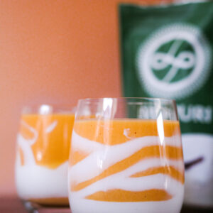 Oranje eiwitrijke koningsdag smoothie