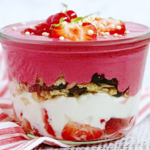 Frambozen vanille smoothie met muesli