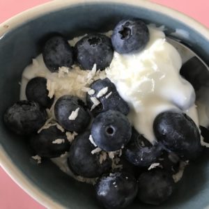 Kokos eiwityoghurt